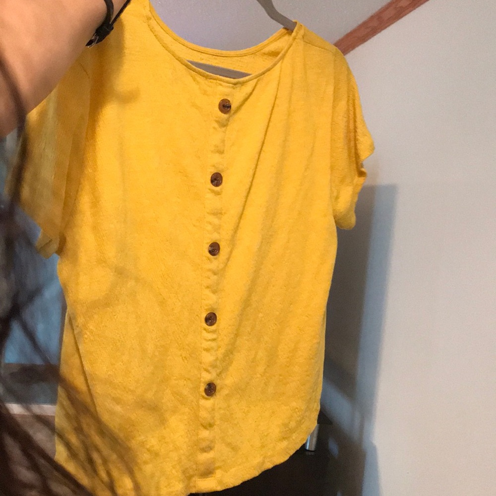 Yellow shirt
